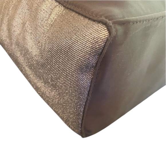 COACH - Spacious Elegant Black and Gray Tote Bag - Picture 7 of 9